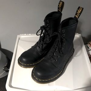 Black Sz 7 1460 Doc Marten Boots
